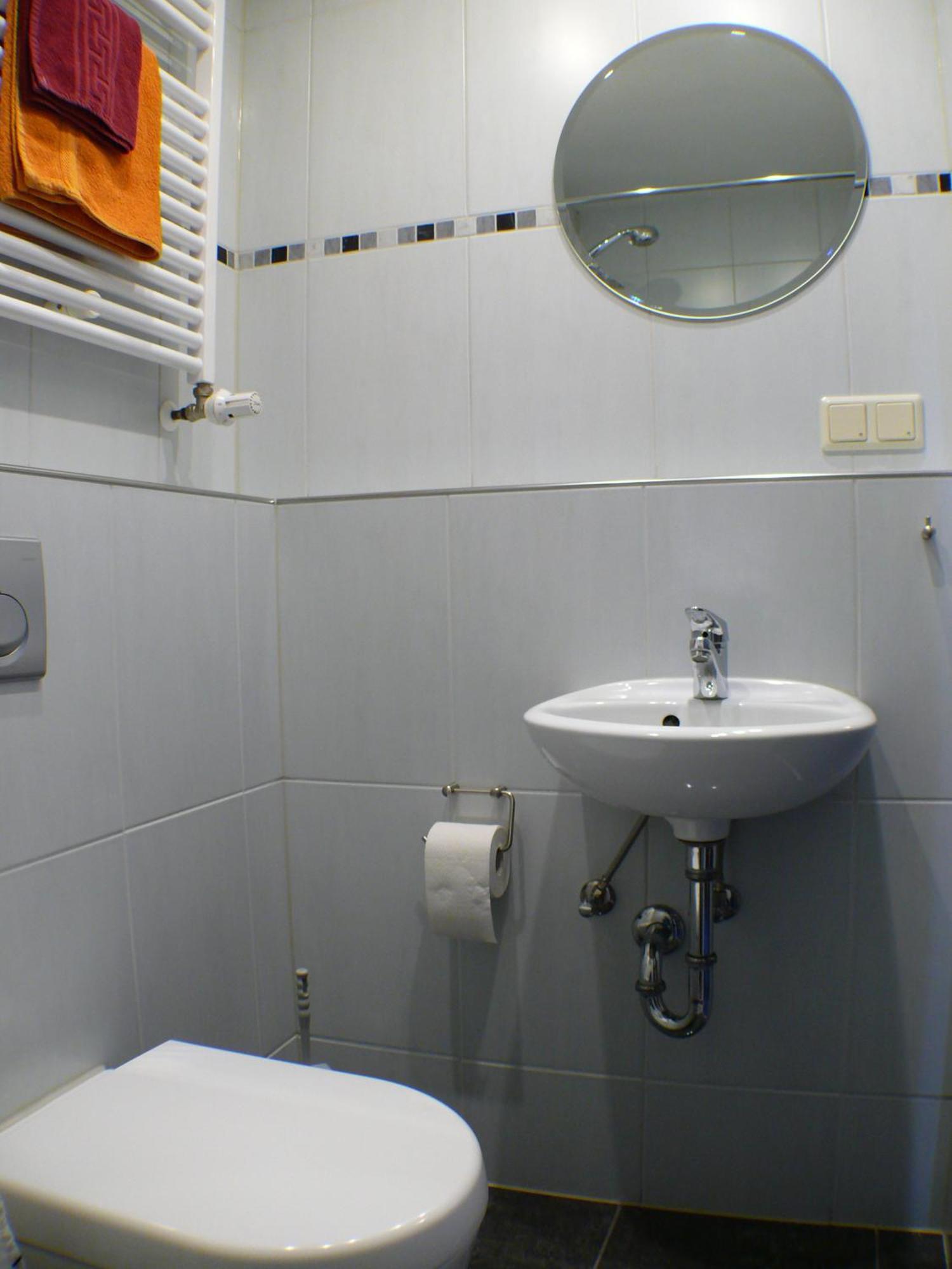 Hotel Garni Pension Ruth Mutterstadt Δωμάτιο φωτογραφία
