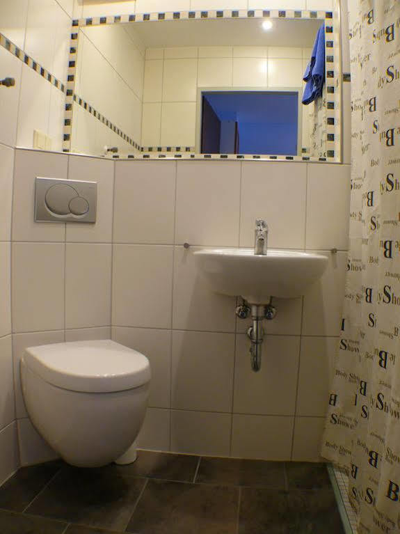 Hotel Garni Pension Ruth Mutterstadt Εξωτερικό φωτογραφία